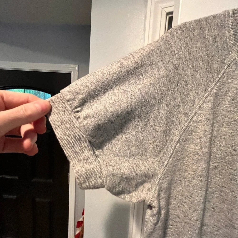 Uniqlo Gray Short Sleeve Dress with Drawstring - Picture 4 of 7